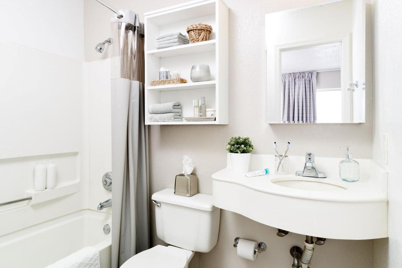 Intown Suites Extended Stay Virginia Beach Va Esterno foto